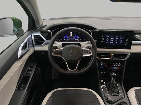 New 2025 Volkswagen Taos SE image 12