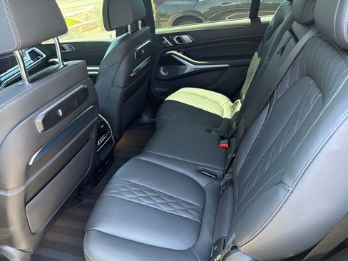 Certified 2024 BMW X7 xDrive40i w/ Executive Package AWD/4WD image 7