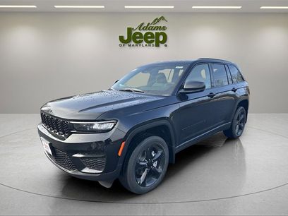 Used 2025 Jeep Grand Cherokee Altitude