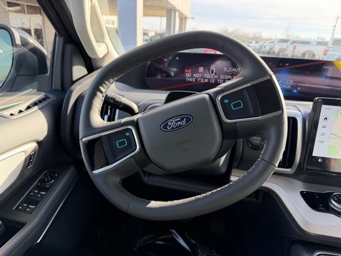 New 2026 Ford Expedition Active AWD/4WD image 14