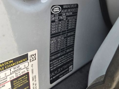 Certified 2026 Land Rover Range Rover Velar Dynamic SE image 23