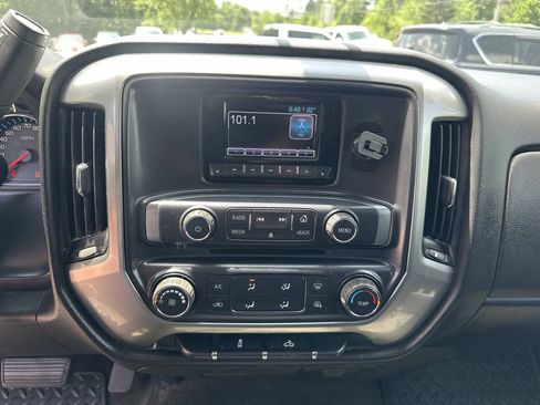 Used 2015 Chevrolet Silverado 1500 LT RWD image 14