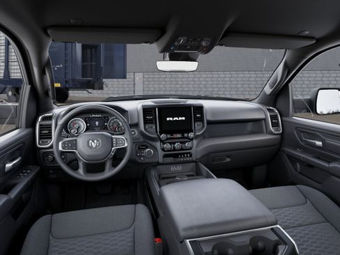 New 2026 RAM 1500 Express AWD/4WD image 17