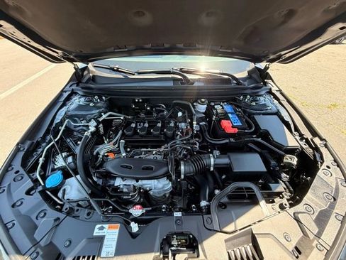 Used 2023 Honda Accord EX image 11