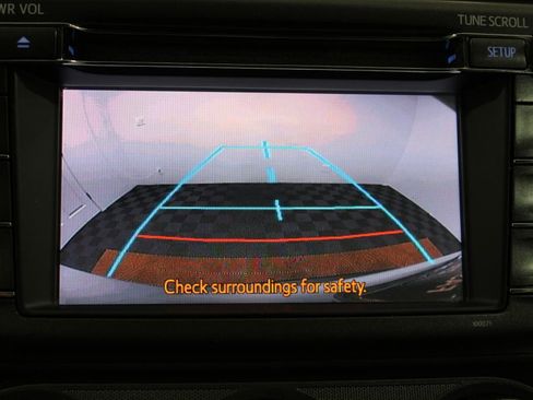 Used 2013 Toyota RAV4 LE AWD/4WD image 29