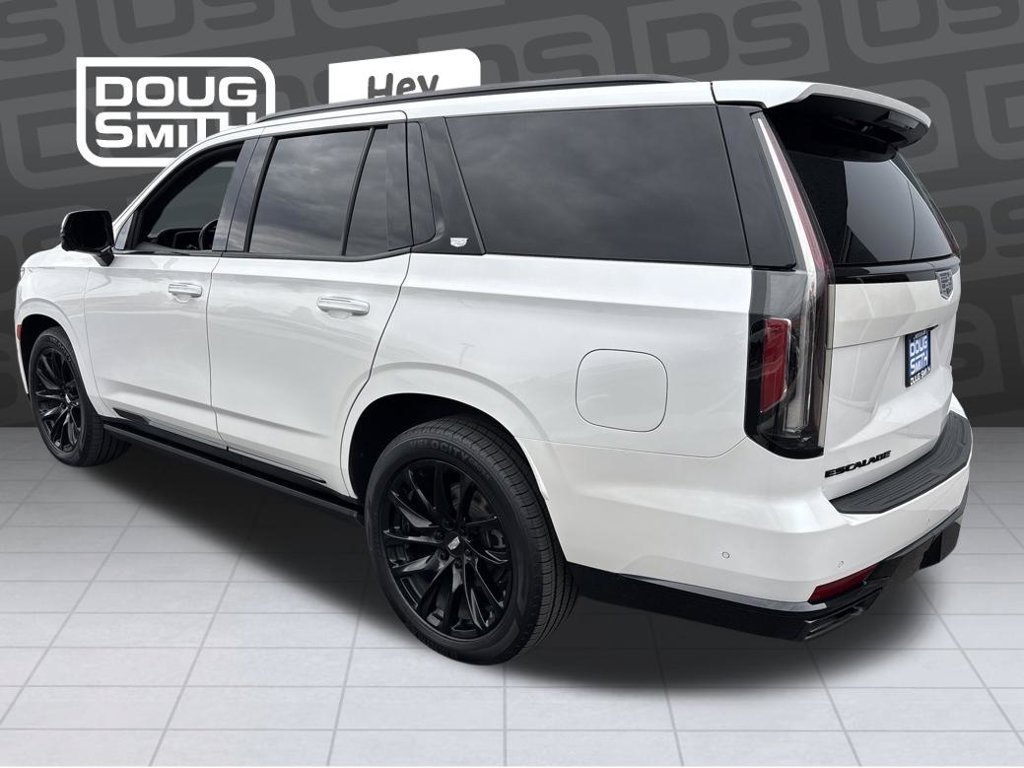 Used 2022 Cadillac Escalade Sport Platinum w/ LPO, ONYX Package AWD/4WD image 3