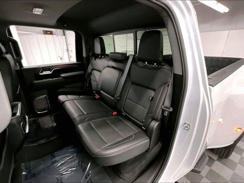 Used 2024 GMC Sierra 3500 Denali w/ Denali Reserve Package AWD/4WD image 25