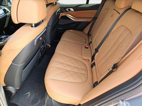 Used 2026 BMW X5 sDrive40i w/ Climate Comfort Package image 16