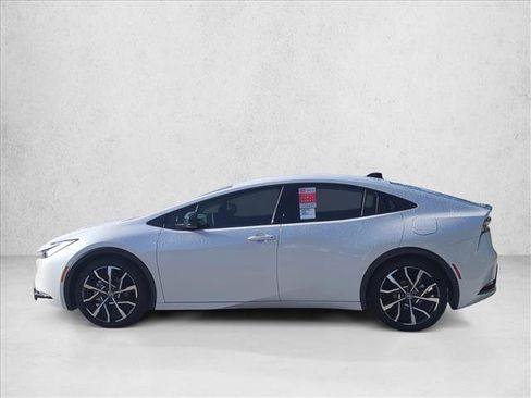 New 2026 Toyota Prius Plug-In Hybrid image 8