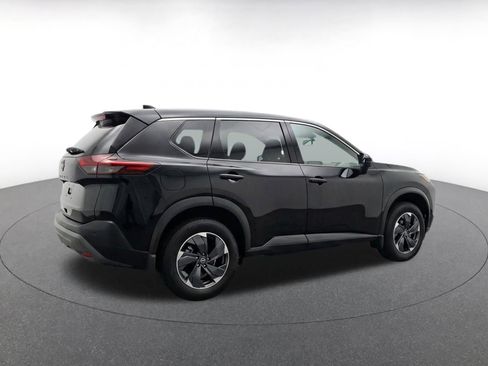 Used 2025 Nissan Rogue SV AWD/4WD image 7