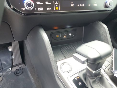 New 2026 Kia Sportage SX FWD image 14