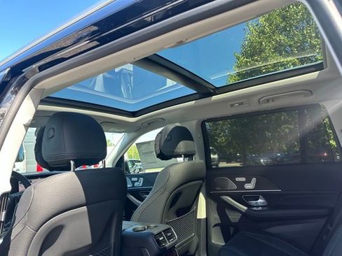 New 2026 Mercedes-Benz GLS 450 4MATIC image 35