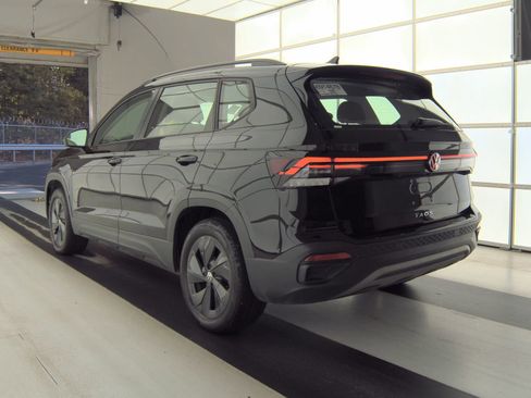 Used 2025 Volkswagen Taos S image 8