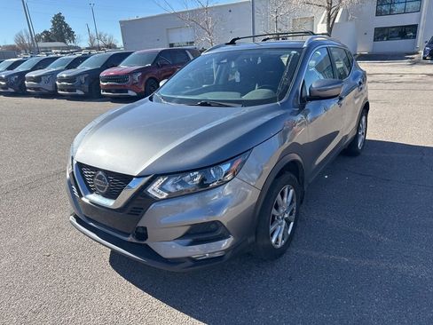 Used 2020 Nissan Rogue Sport SV w/ All-Weather Package image 2