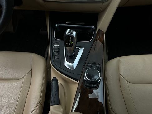 Used 2014 BMW 328i xDrive Sedan image 16