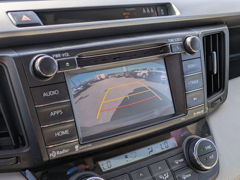 Used 2017 Toyota RAV4 XLE image 20