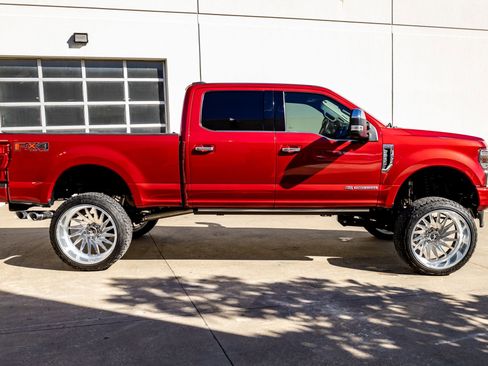 Used 2021 Ford F250 Platinum w/ FX4 Off-Road Package image 10