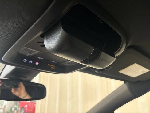 Used 2023 Buick Enclave Essence w/ LPO, Floor Liner Package FWD image 29