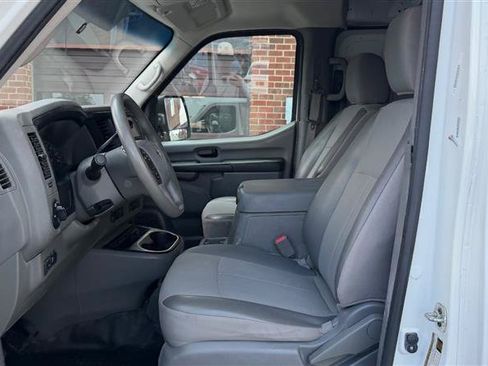 Used 2020 Nissan NV 2500 SV RWD image 15