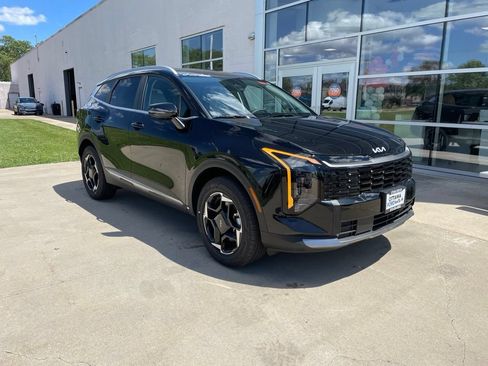 New 2026 Kia Sportage EX AWD/4WD image 1