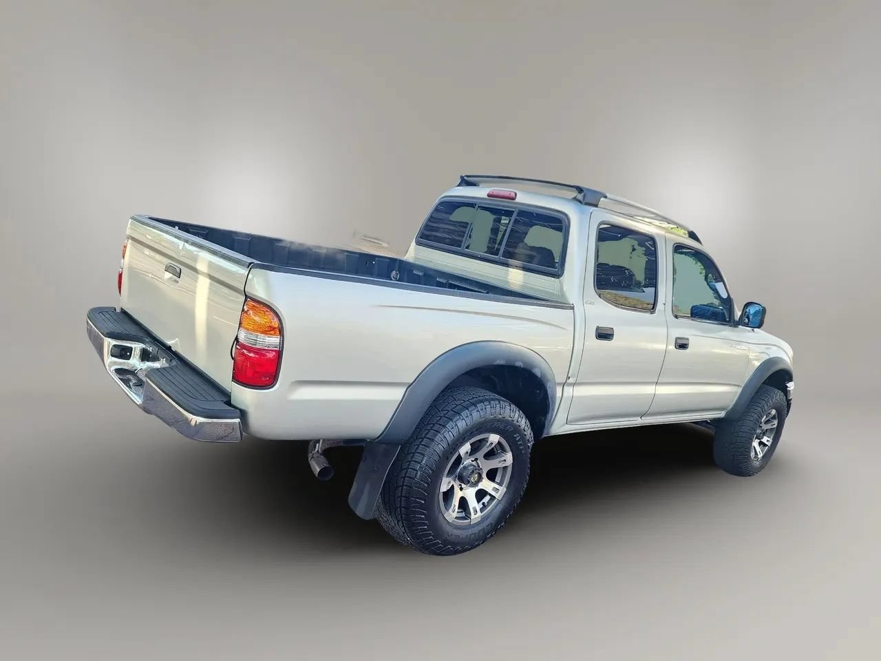 Used 2002 Toyota Tacoma PreRunner w/ SR5 Pkg w/ Chrome Pkg RWD image 6