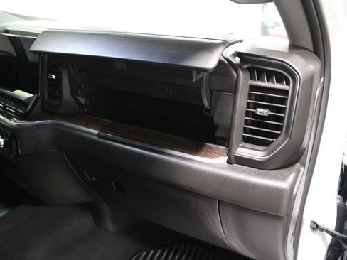 Used 2025 GMC Sierra 2500 SLE w/ SLE Value Package; image 27