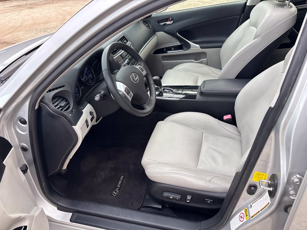 Used 2012 Lexus IS 250 RWD image 17