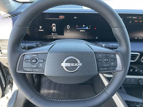 New 2026 Nissan Sentra SL w/ Floor Mat Package FWD image 24