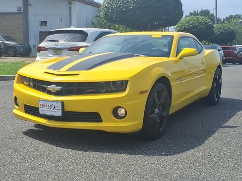 Used 2010 Chevrolet Camaro SS w/ RS Package RWD image 3