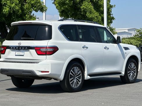 Certified 2022 Nissan Armada SV w/ SV Appearance Package image 4