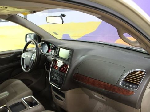 Used 2011 Chrysler Town & Country Touring w/ Security Group FWD image 13