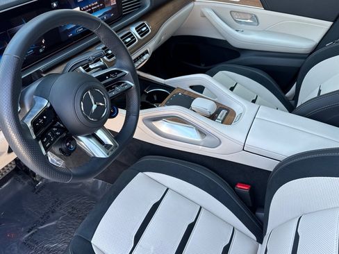 Certified 2026 Mercedes-Benz GLE 53 AMG 4MATIC image 4