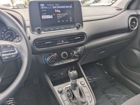 Used 2023 Hyundai Kona SEL image 24