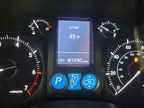 Used 2014 Lexus GX 460 Luxury image 28