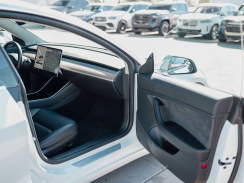Used 2019 Tesla Model 3 Long Range AWD/4WD image 14