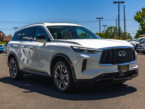 Used 2024 INFINITI QX60 Luxe AWD/4WD image 6