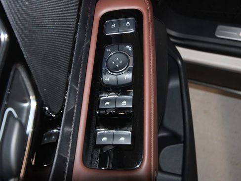 Used 2025 Lincoln Aviator Reserve w/ Illumination Package AWD/4WD image 6