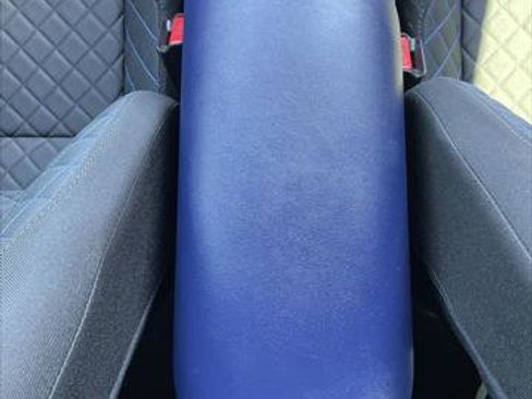 Used 2020 Toyota C-HR XLE image 22