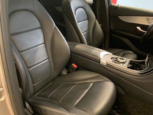 Used 2019 Mercedes-Benz GLC 300 4MATIC image 51