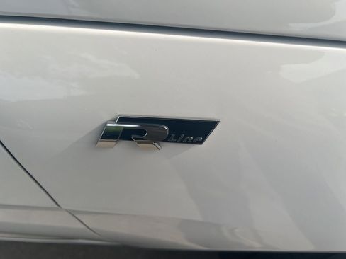 Used 2014 Volkswagen CC Sport image 8