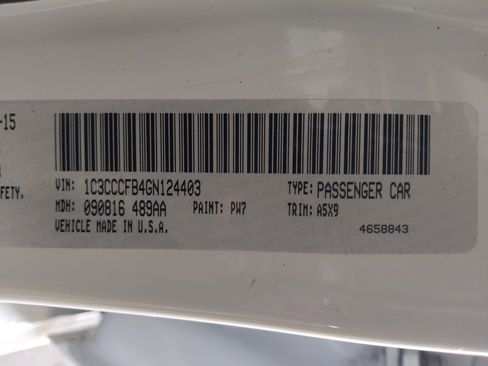 Used 2016 Chrysler 200 LX image 33