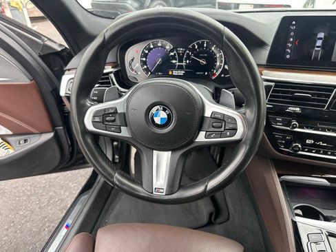 Used 2018 BMW M550i xDrive image 20