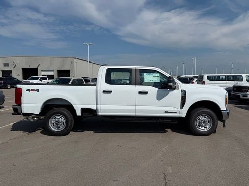 New 2026 Ford F350 XL w/ XL Chrome Package image 33