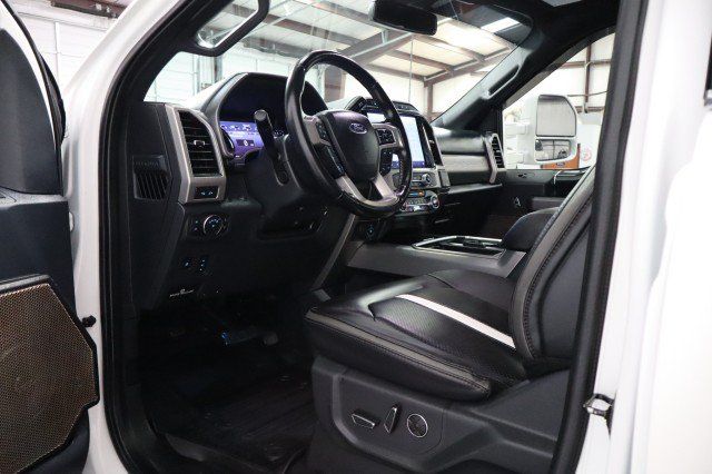 Used 2022 Ford F450 Platinum w/ FX4 Off-Road Package AWD/4WD image 38
