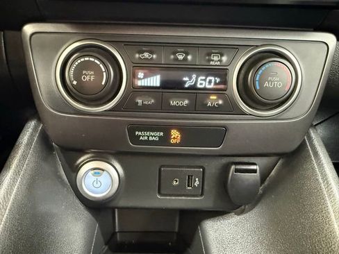 Used 2018 Nissan Leaf S w/ S Charge Package image 32