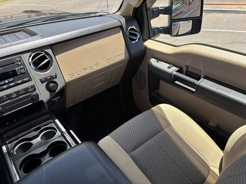 Used 2011 Ford F350 XLT w/ XLT Premium Pkg AWD/4WD image 25