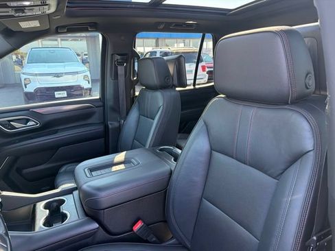 Used 2021 Chevrolet Tahoe RST w/ Luxury Package AWD/4WD image 16