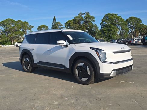 New 2026 Kia EV9 Wind image 2