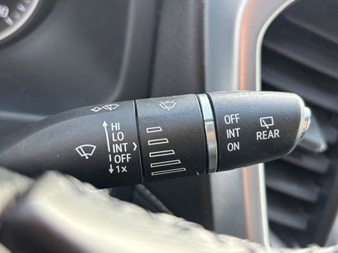 Used 2020 GMC Acadia SLE w/ Driver Convenience Package image 20