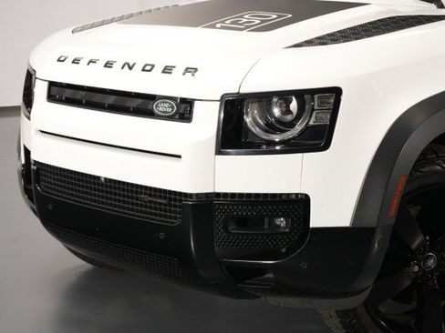 Used 2023 Land Rover Defender 130 X-Dynamic SE AWD/4WD image 3